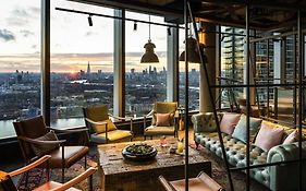 Novotel London Canary Wharf